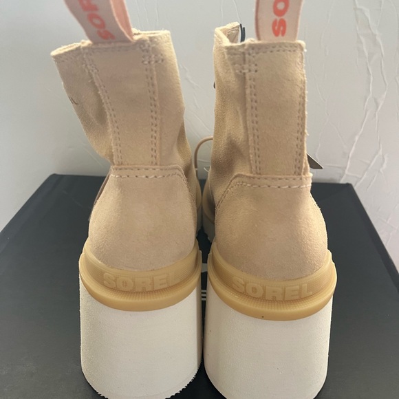 Sorel Women’s Hi-Line Waterproof Lace- Up Boots Size: 10 *Flawed* - Picture 8 of 13